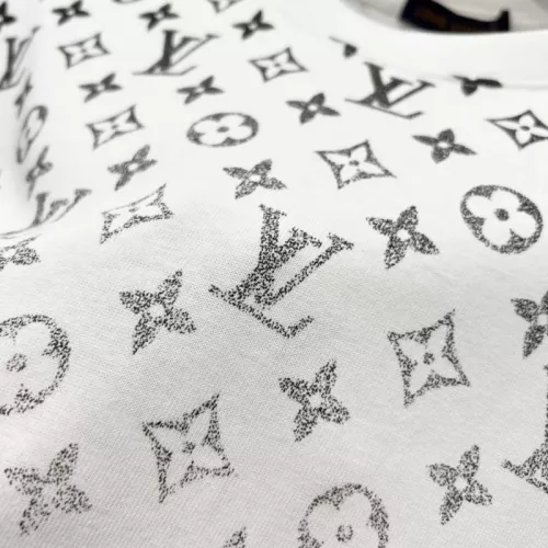Cheap Louis Vuitton LV T-Shirts Short Sleeved For Unisex #1361921 Replica Wholesale [$40.00 USD] [ITEM#1361921] on Replica Louis Vuitton LV T-Shirts
