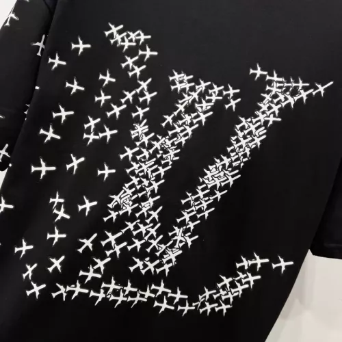 Cheap Louis Vuitton LV T-Shirts Short Sleeved For Unisex #1361922 Replica Wholesale [$40.00 USD] [ITEM#1361922] on Replica Louis Vuitton LV T-Shirts