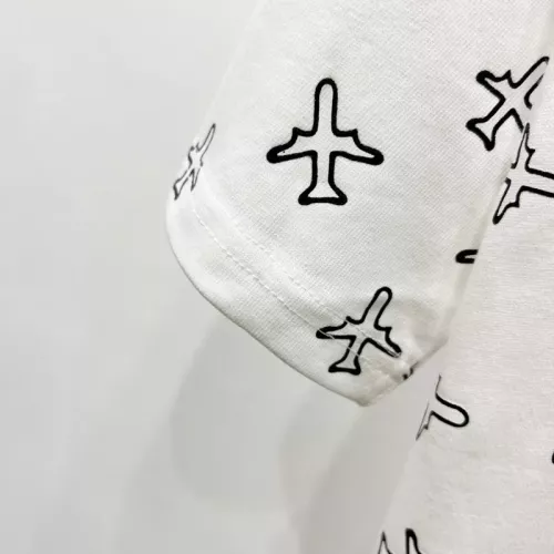 Cheap Louis Vuitton LV T-Shirts Short Sleeved For Unisex #1361923 Replica Wholesale [$40.00 USD] [ITEM#1361923] on Replica Louis Vuitton LV T-Shirts