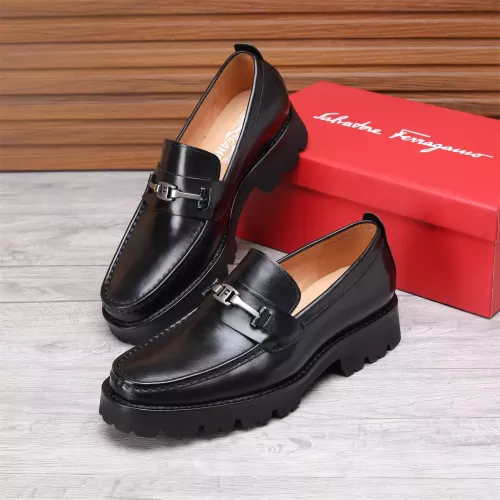 Salvatore Ferragamo Leather Shoes For Men #1362018