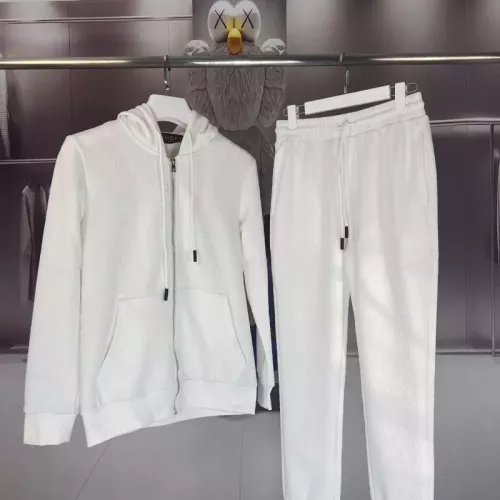 Gucci Tracksuits Long Sleeved For Men #1362246