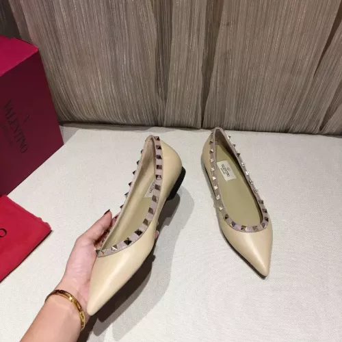 Valentino Flat Shoes For Women #1362290