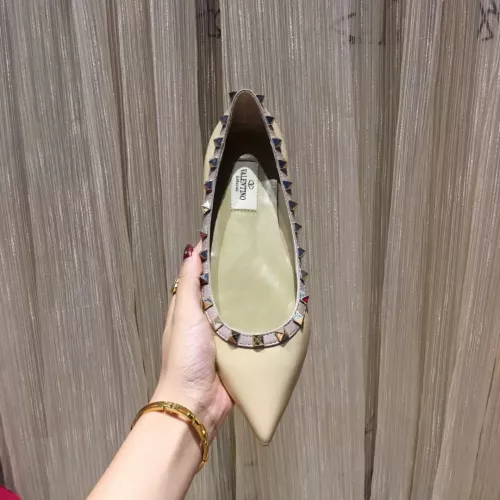 Cheap Valentino Flat Shoes For Women #1362290 Replica Wholesale [$92.00 USD] [ITEM#1362290] on Replica Valentino Flat Shoes
