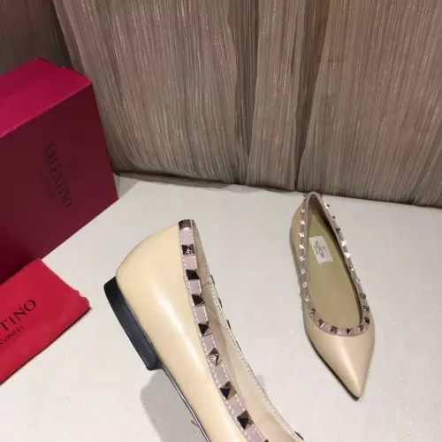 Cheap Valentino Flat Shoes For Women #1362290 Replica Wholesale [$92.00 USD] [ITEM#1362290] on Replica Valentino Flat Shoes