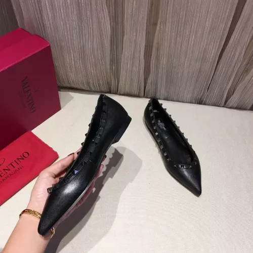 Valentino Flat Shoes For Women #1362297