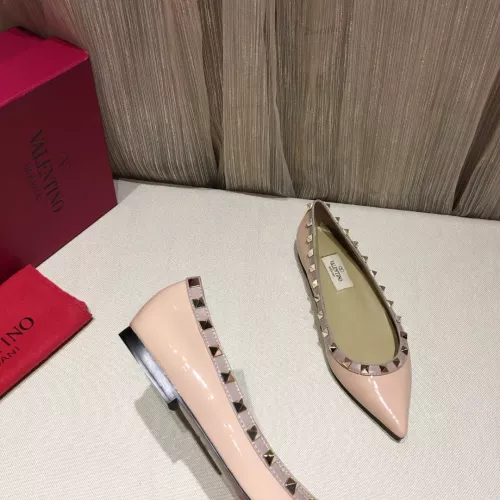Cheap Valentino Flat Shoes For Women #1362304 Replica Wholesale [$92.00 USD] [ITEM#1362304] on Replica Valentino Flat Shoes