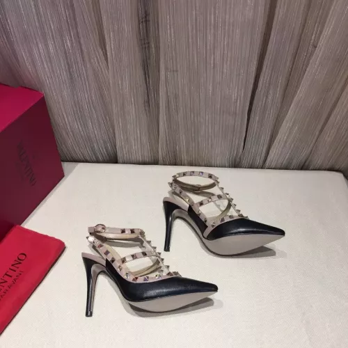 Cheap Valentino Sandal For Women #1362333 Replica Wholesale [$92.00 USD] [ITEM#1362333] on Replica Valentino Sandal