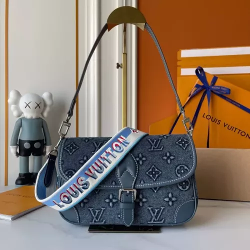 Louis Vuitton AAA Quality Messenger Bags For Women #1363218