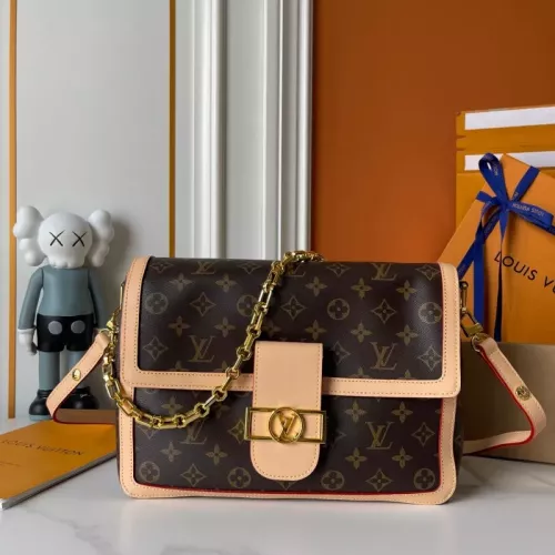 Louis Vuitton AAA Quality Messenger Bags For Women #1363221