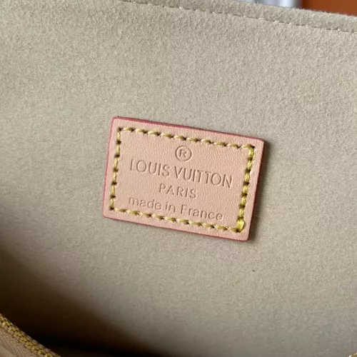 Cheap Louis Vuitton AAA Quality Messenger Bags For Women #1363221 Replica Wholesale [$76.00 USD] [ITEM#1363221] on Replica Louis Vuitton AAA Quality Messenger Bags