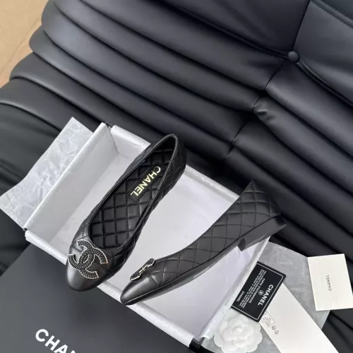 Chanel Flat Shoes For Women #1363369
