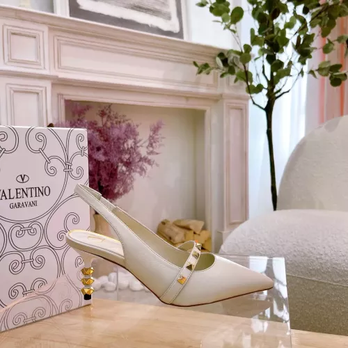 Cheap Valentino Sandal For Women #1363423 Replica Wholesale [$82.00 USD] [ITEM#1363423] on Replica Valentino Sandal