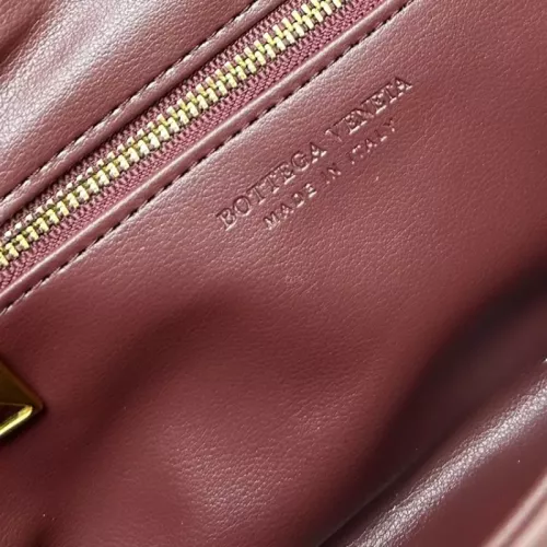 Cheap Bottega Veneta BV AAA Quality Messenger Bags For Women #1363633 Replica Wholesale [$88.00 USD] [ITEM#1363633] on Replica Bottega Veneta BV AAA Quality Messenger Bags