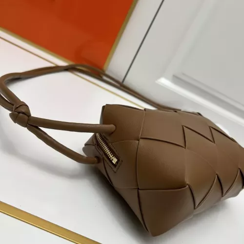 Cheap Bottega Veneta BV AAA Quality Messenger Bags For Women #1363644 Replica Wholesale [$96.00 USD] [ITEM#1363644] on Replica Bottega Veneta BV AAA Quality Messenger Bags