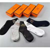 Cheap Hermes Socks For Men #1352868 Replica Wholesale [$25.00 USD] [ITEM#1352868] on Replica Hermes Socks