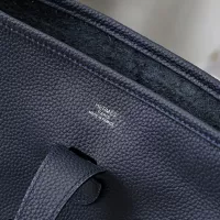 Cheap Hermes AAA Quality Messenger Bags For Women #1355568 Replica Wholesale [$100.00 USD] [ITEM#1355568] on Replica Hermes AAA Quality Messenger Bags