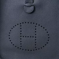Cheap Hermes AAA Quality Messenger Bags For Women #1355569 Replica Wholesale [$76.00 USD] [ITEM#1355569] on Replica Hermes AAA Quality Messenger Bags