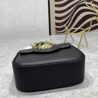 Cheap Versace AAA Quality Handbags For Women #1355886 Replica Wholesale [$145.00 USD] [ITEM#1355886] on Replica Versace AAA Quality Handbags
