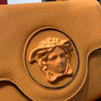 Cheap Versace AAA Quality Handbags For Women #1355892 Replica Wholesale [$145.00 USD] [ITEM#1355892] on Replica Versace AAA Quality Handbags