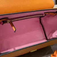 Cheap Versace AAA Quality Handbags For Women #1355892 Replica Wholesale [$145.00 USD] [ITEM#1355892] on Replica Versace AAA Quality Handbags