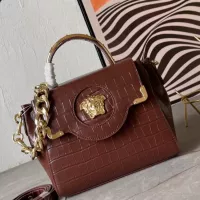 Cheap Versace AAA Quality Handbags For Women #1355899 Replica Wholesale [$158.00 USD] [ITEM#1355899] on Replica Versace AAA Quality Handbags