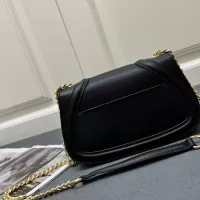 Cheap Gucci AAA Quality Messenger Bags For Women #1356167 Replica Wholesale [$92.00 USD] [ITEM#1356167] on Replica Gucci AAA Quality Messenger Bags