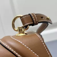 Cheap Gucci AAA Quality Messenger Bags For Women #1356172 Replica Wholesale [$92.00 USD] [ITEM#1356172] on Replica Gucci AAA Quality Messenger Bags