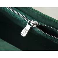 Cheap Louis Vuitton Messenger Bags For Women #1356295 Replica Wholesale [$56.00 USD] [ITEM#1356295] on Replica Louis Vuitton Messenger Bags