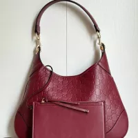 Cheap Gucci AAA Quality Shoulder Bags For Women #1357032 Replica Wholesale [$88.00 USD] [ITEM#1357032] on Replica Gucci AAA Quality Shoulder Bags
