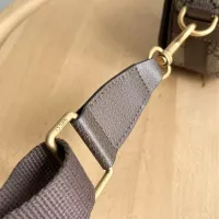 Cheap Gucci AAA Quality Messenger Bags For Women #1357198 Replica Wholesale [$72.00 USD] [ITEM#1357198] on Replica Gucci AAA Quality Messenger Bags