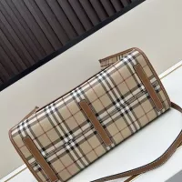 Cheap Burberry AAA Quality Handbags For Women #1358531 Replica Wholesale [$105.00 USD] [ITEM#1358531] on Replica Burberry AAA Quality Handbags