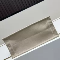 Cheap Christian Dior AAA Quality Tote-Handbags For Women #1358574 Replica Wholesale [$96.00 USD] [ITEM#1358574] on Replica Christian Dior AAA Quality Handbags