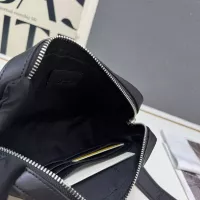 Cheap Fendi AAA Quality Messenger Bags For Unisex #1358758 Replica Wholesale [$92.00 USD] [ITEM#1358758] on Replica Fendi AAA Quality Messenger Bags