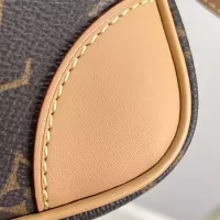 Cheap Louis Vuitton AAA Quality Messenger Bags For Women #1358906 Replica Wholesale [$170.00 USD] [ITEM#1358906] on Replica Louis Vuitton AAA Quality Messenger Bags