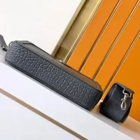 Cheap Gucci AAA Man Messenger Bags #1359453 Replica Wholesale [$115.00 USD] [ITEM#1359453] on Replica Gucci AAA Man Messenger Bags