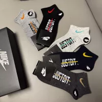 Cheap Nike Socks #1360132 Replica Wholesale [$25.00 USD] [ITEM#1360132] on Replica Nike Socks