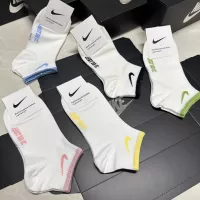 Cheap Nike Socks For Women #1360319 Replica Wholesale [$25.00 USD] [ITEM#1360319] on Replica Nike Socks