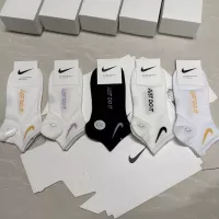 Cheap Nike Socks For Women #1360320 Replica Wholesale [$25.00 USD] [ITEM#1360320] on Replica Nike Socks