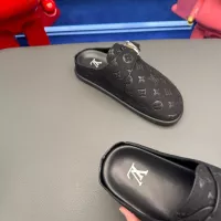 Cheap Louis Vuitton Slippers For Men #1361929 Replica Wholesale [$68.00 USD] [ITEM#1361929] on Replica Louis Vuitton Slippers