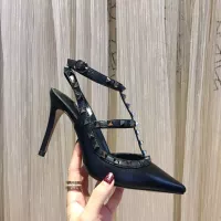 Cheap Valentino Sandal For Women #1362334 Replica Wholesale [$92.00 USD] [ITEM#1362334] on Replica Valentino Sandal