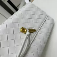 Cheap Bottega Veneta BV AAA Quality Messenger Bags For Women #1363632 Replica Wholesale [$88.00 USD] [ITEM#1363632] on Replica Bottega Veneta BV AAA Quality Messenger Bags