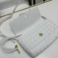 Cheap Bottega Veneta BV AAA Quality Messenger Bags For Women #1363632 Replica Wholesale [$88.00 USD] [ITEM#1363632] on Replica Bottega Veneta BV AAA Quality Messenger Bags