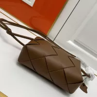 Cheap Bottega Veneta BV AAA Quality Messenger Bags For Women #1363644 Replica Wholesale [$96.00 USD] [ITEM#1363644] on Replica Bottega Veneta BV AAA Quality Messenger Bags