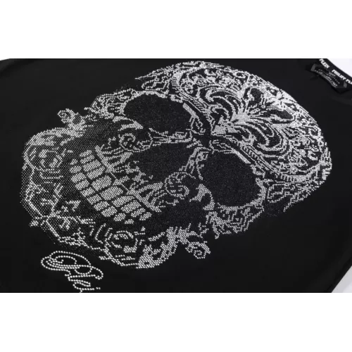Cheap Philipp Plein PP T-Shirts Short Sleeved For Men #1363721 Replica Wholesale [$27.00 USD] [ITEM#1363721] on Replica Philipp Plein PP T-Shirts
