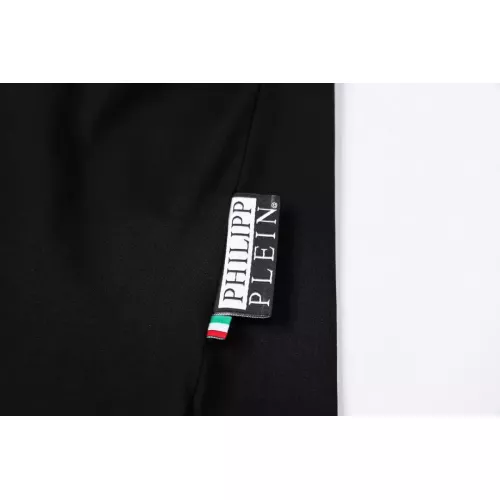 Cheap Philipp Plein PP T-Shirts Short Sleeved For Men #1363725 Replica Wholesale [$27.00 USD] [ITEM#1363725] on Replica Philipp Plein PP T-Shirts