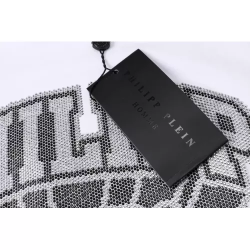 Cheap Philipp Plein PP T-Shirts Short Sleeved For Men #1363726 Replica Wholesale [$27.00 USD] [ITEM#1363726] on Replica Philipp Plein PP T-Shirts