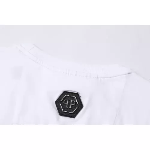 Cheap Philipp Plein PP T-Shirts Short Sleeved For Men #1363726 Replica Wholesale [$27.00 USD] [ITEM#1363726] on Replica Philipp Plein PP T-Shirts