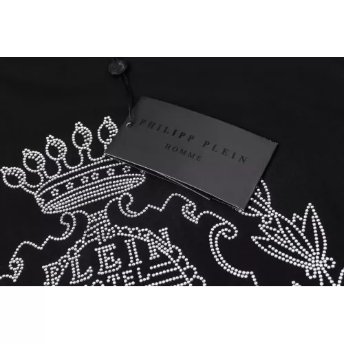 Cheap Philipp Plein PP T-Shirts Short Sleeved For Men #1363729 Replica Wholesale [$27.00 USD] [ITEM#1363729] on Replica Philipp Plein PP T-Shirts