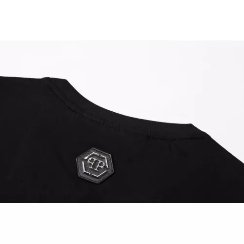 Cheap Philipp Plein PP T-Shirts Short Sleeved For Men #1363731 Replica Wholesale [$27.00 USD] [ITEM#1363731] on Replica Philipp Plein PP T-Shirts