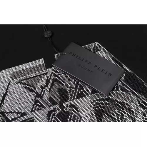 Cheap Philipp Plein PP T-Shirts Short Sleeved For Men #1363737 Replica Wholesale [$27.00 USD] [ITEM#1363737] on Replica Philipp Plein PP T-Shirts